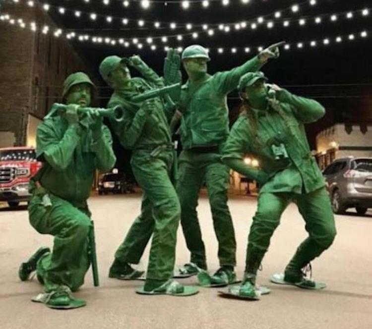 soldiers